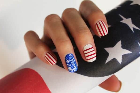 How-to: Stars and Stripes Nail Art