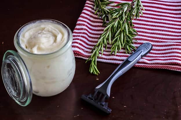 Get a clean, soft hair-free shave without drying out skin with this easy diy shaving cream recipe made with rosemary, coconut oil, shea butter and tea tree essential oils. Also makes a great Christmas gift idea for men or for women during holiday season! Hot Beauty Health blog