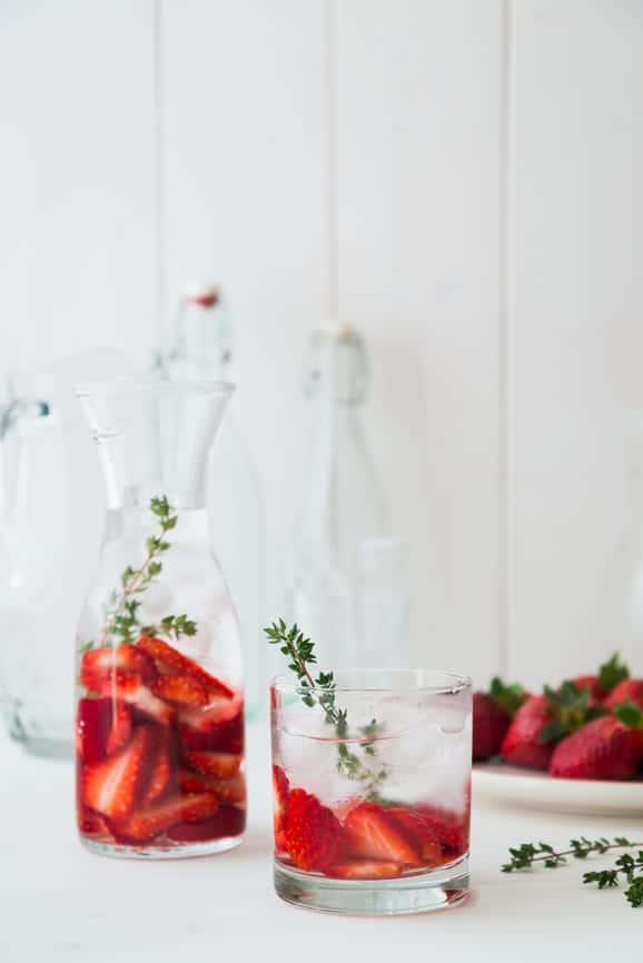 Strawberry Detox Water | DIY Detox Water Ideas To Stay Refreshed | best detox for weight loss
