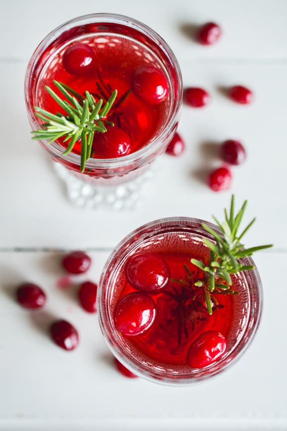 Looking for Thanksgiving or Christmas cocktail recipe ideas? This Cranberry Spritzer Cocktail drink is so simple and delicious, and will help make the holidays even more magical for your party guests. Made with cranberry juice, vodka, and diet 7UP, this holiday cocktail is perfect to serve for a crowd. Click here for the recipe.