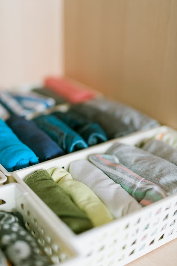 How To Declutter Clothes And Thin Out Your Closet