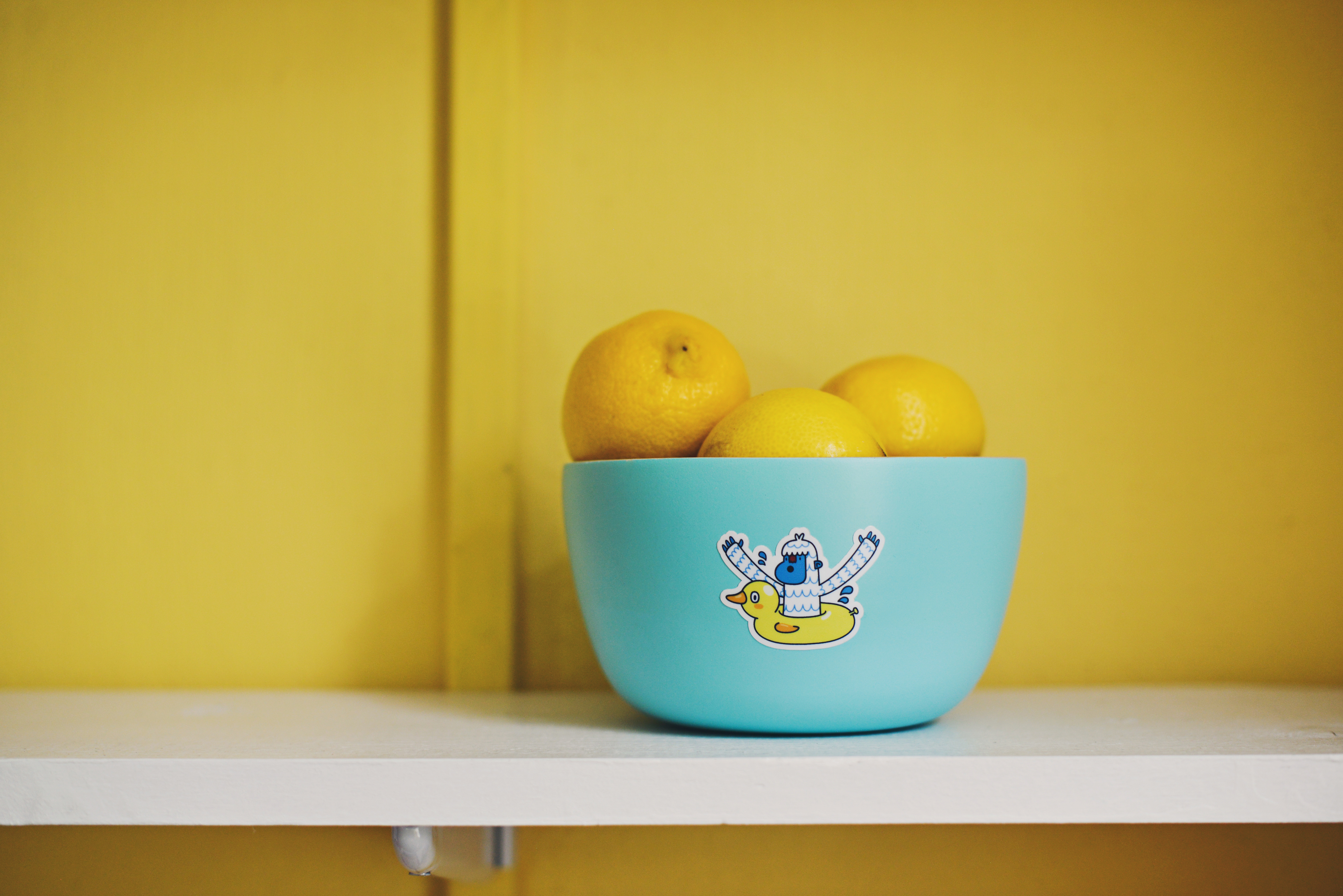 lemons to freshen bathroom