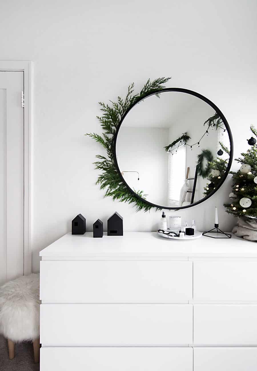 39 Gorgeous Small Apartment Christmas Decor Ideas For 2021
