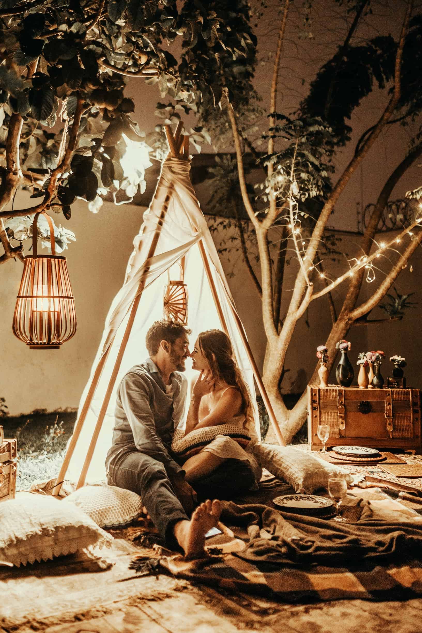 26 No-Fail Winter Date Ideas To Try This Year