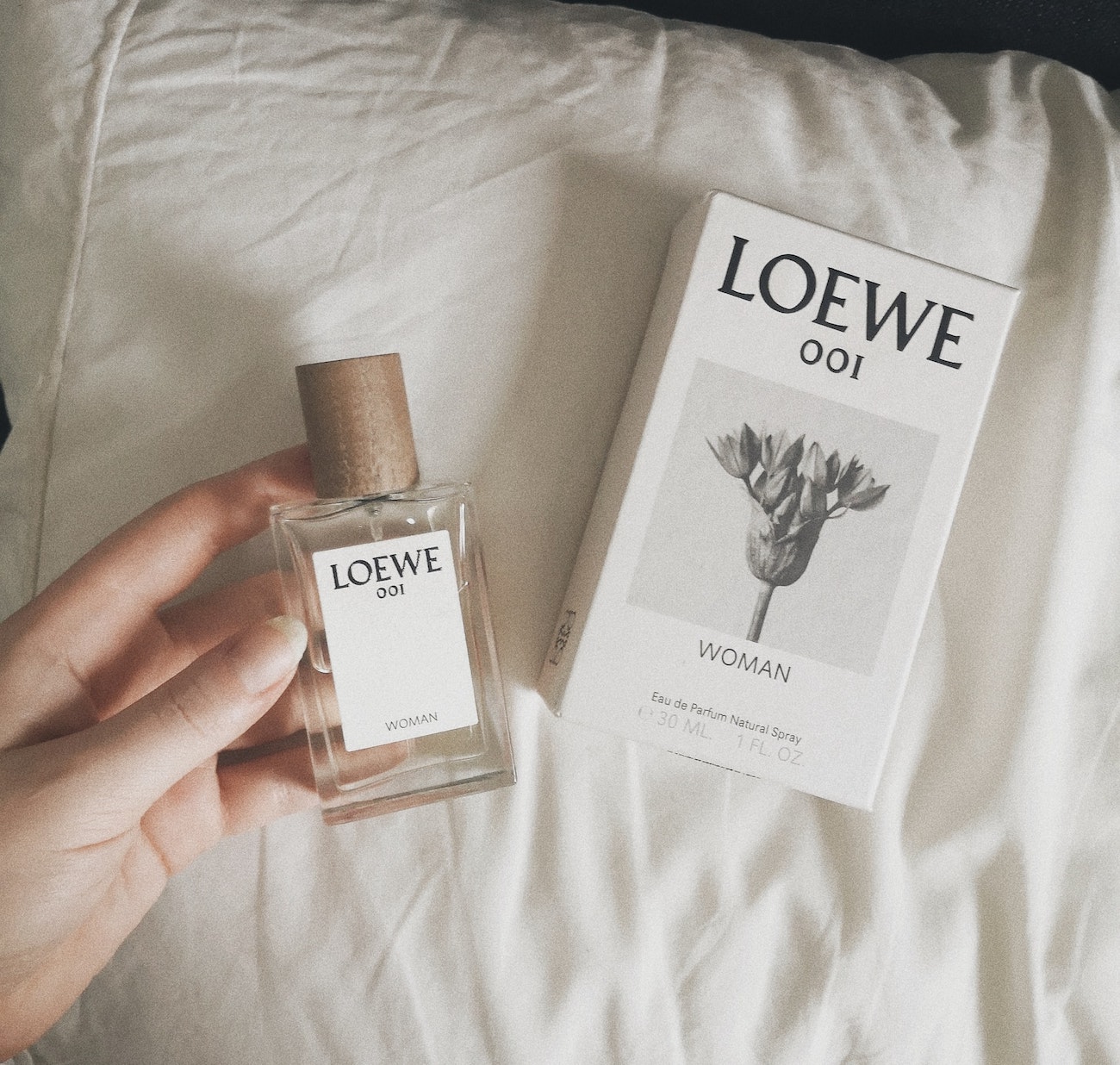 22 Ways To Score Free Perfume Samples Right Now